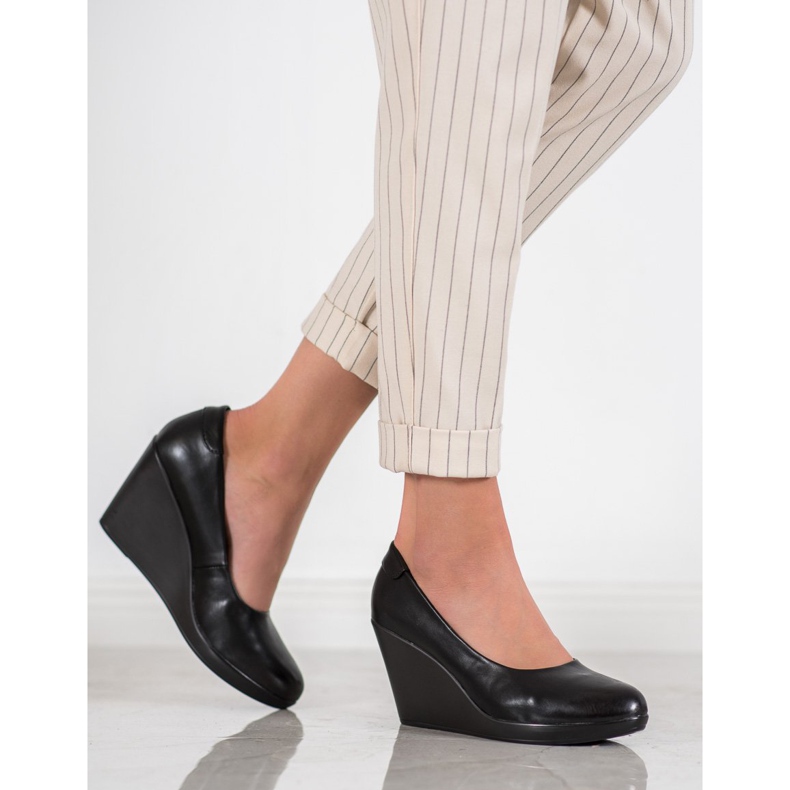 J. Star Bombas de cunha clássicas preto 2