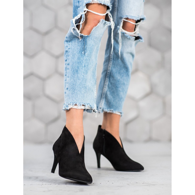 Filippo Botas sexy de salto alto preto 2