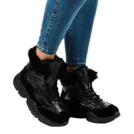 Tênis com isolamento preto LS-2062 1 Tênis com isolamento preto LS-2062 1