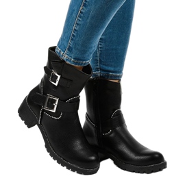Botins pretos com fivela A-339 1