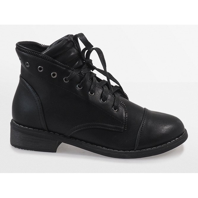 Botas pretas LA-12 com atacadores preto 2