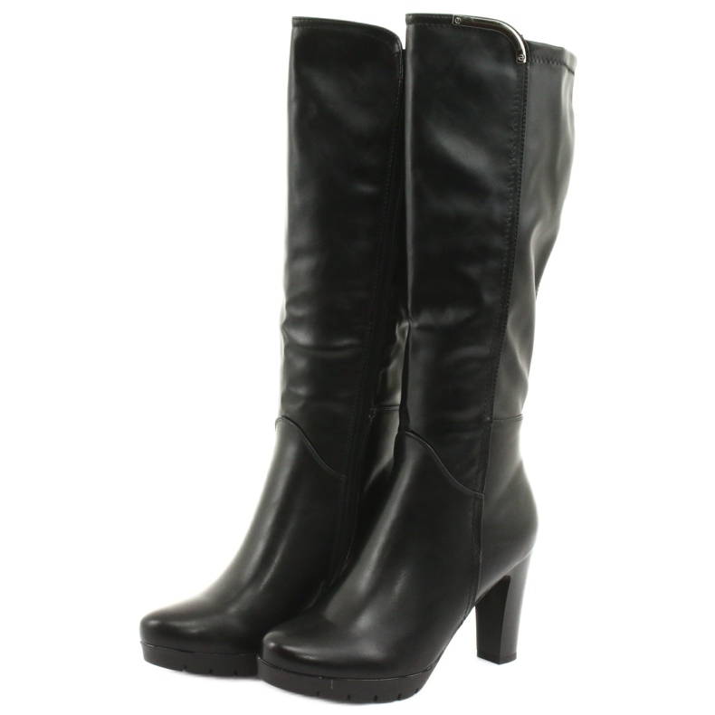 M.Daszyński Botas no posto Daszyński SA50 preto 3