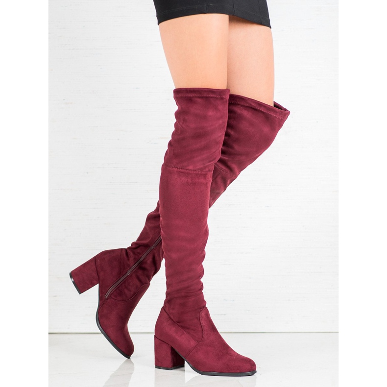 Ideal Shoes Botas de camurça na coxa vermelho 2