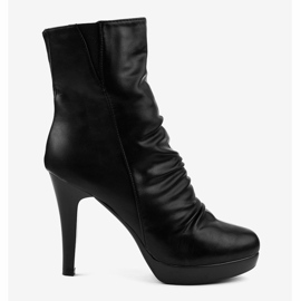 Botas pretas isoladas GFA418 preto 2