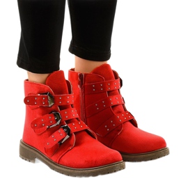 Botins rasos de camurça vermelha com fivelas TL95-4 vermelho 1 Botins rasos de camurça vermelha com fivelas TL95-4 vermelho 1