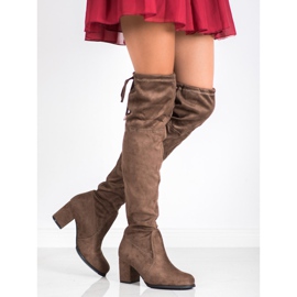 J. Star Botas deslizantes em um poste multicolorido cáqui 1