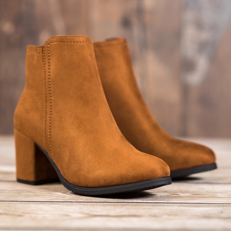 Clowse Botas de camelo clássicas marrom 1