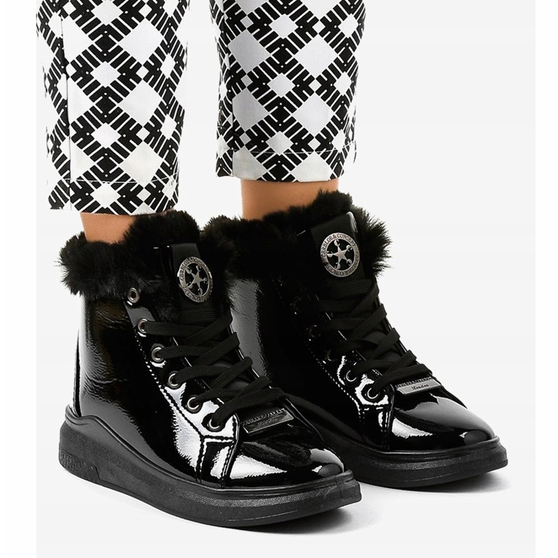 Tênis laqueado preto quente TL135-6 1