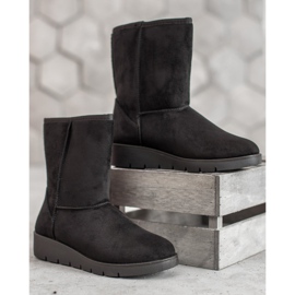 Kylie High Mukluki preto 1