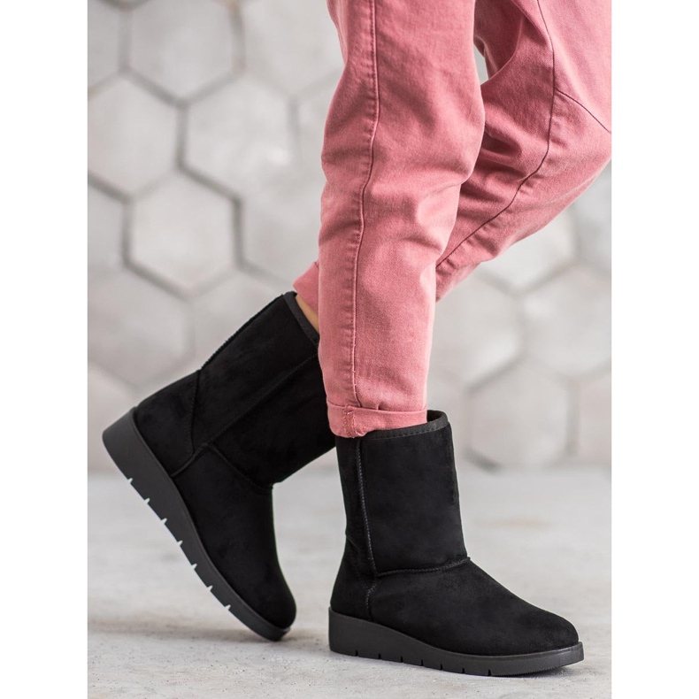 Kylie High Mukluki preto 2