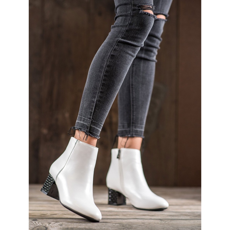 SHELOVET Botas Brancas Com Salto Decorativo branco 1