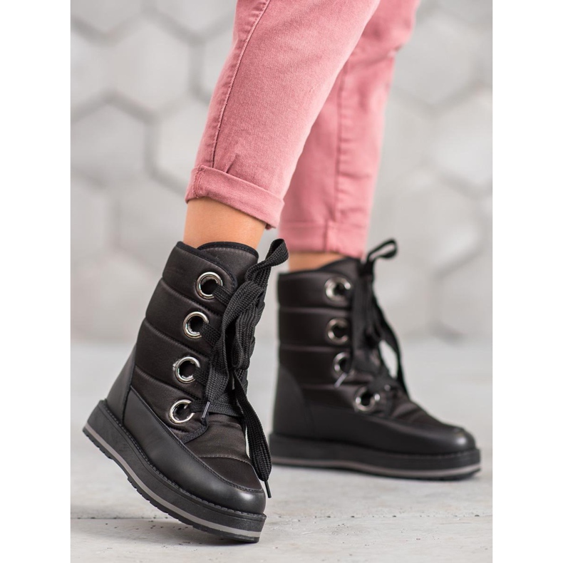 Muto Botas de neve na plataforma preto 1