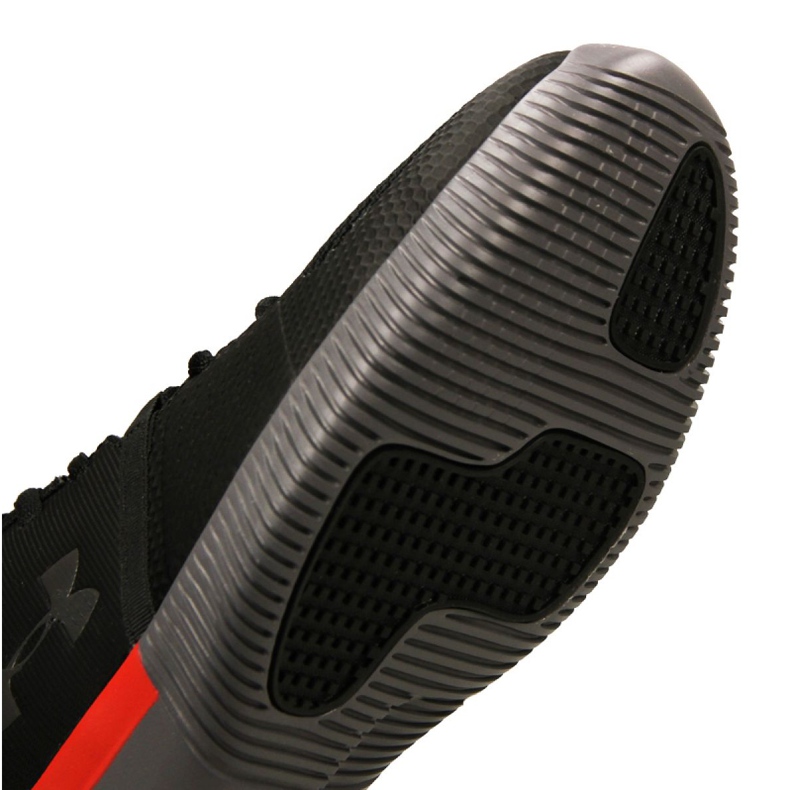 Under Armour Sapatos de treino Under Armor Zone 3 Nm M 3020753-001 preto 1