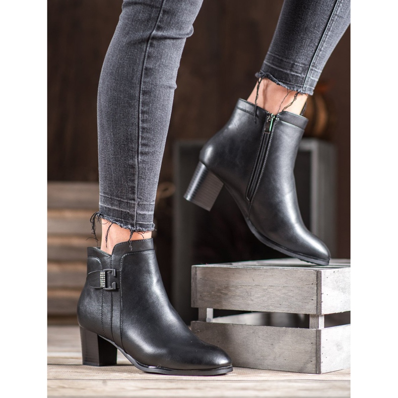 SHELOVET Botas elegantes com fivela decorativa preto 1
