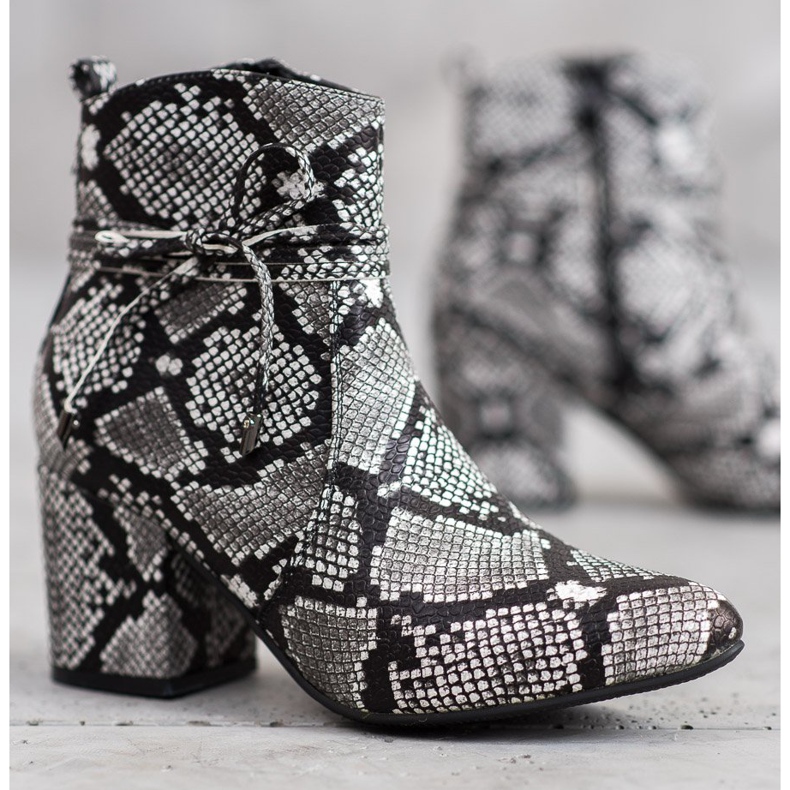 SHELOVET Botas em uma postagem multicolorido 1