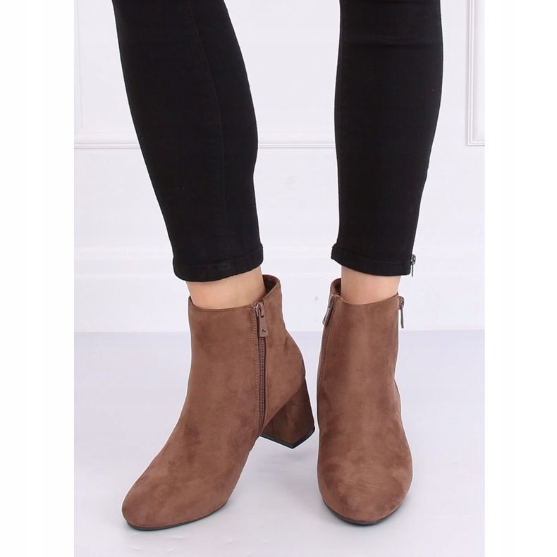 Botas bege de salto alto K1825116 Taupe 2 Botas bege de salto alto K1825116 Taupe 2
