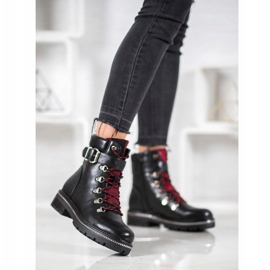 SHELOVET Trabalhadores da Rocha preto 1