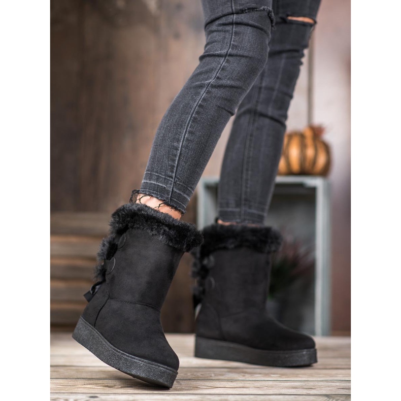 SHELOVET Mukluki com um arco preto 1 SHELOVET Mukluki com um arco preto 1