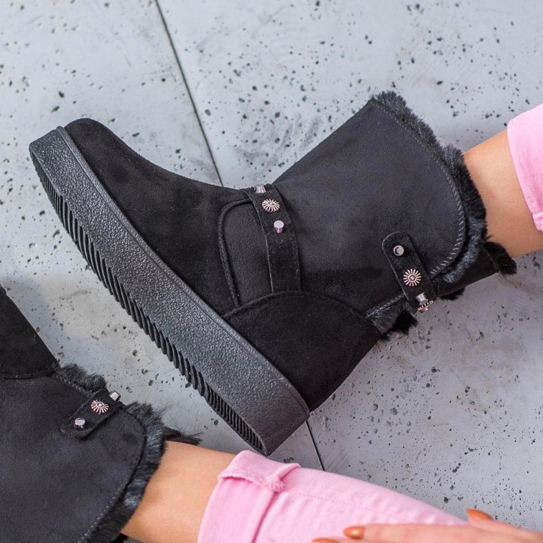 SHELOVET Mukluki com jatos preto 2 SHELOVET Mukluki com jatos preto 2