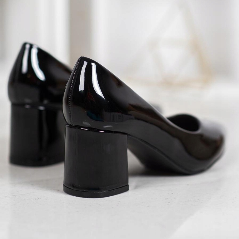 Bombas Classic VINCEZA preto 2