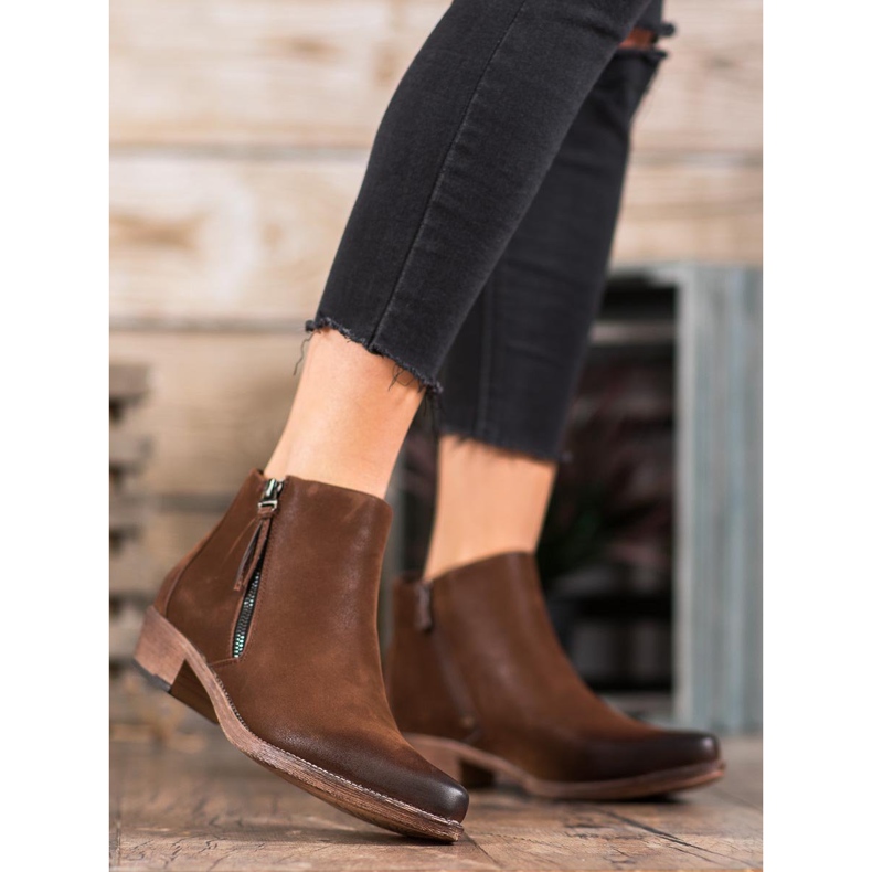 Kylie Cowgirls no controle deslizante castanho 1