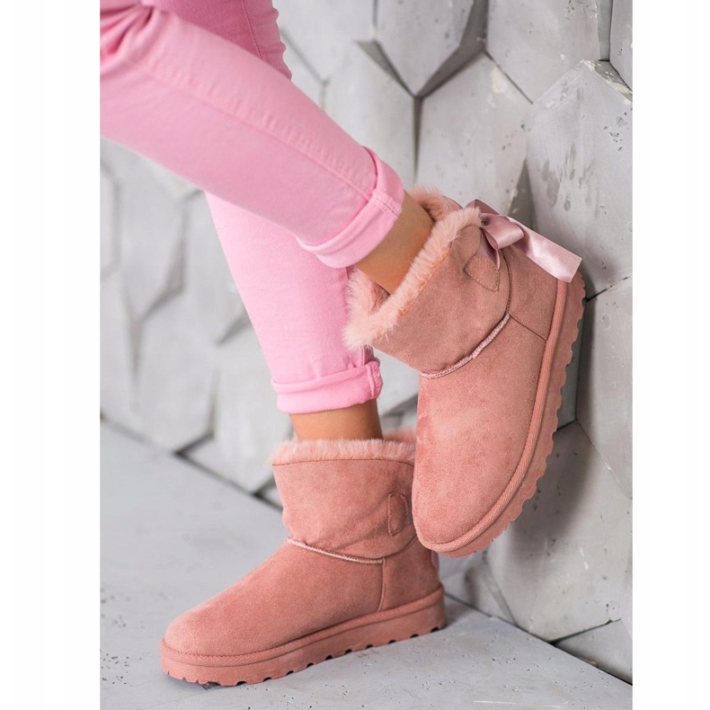 SHELOVET Mukluki com uma pérola rosa 2