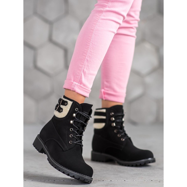 SDS Caçadores têxteis com pele de carneiro preto 2 SDS Caçadores têxteis com pele de carneiro preto 2