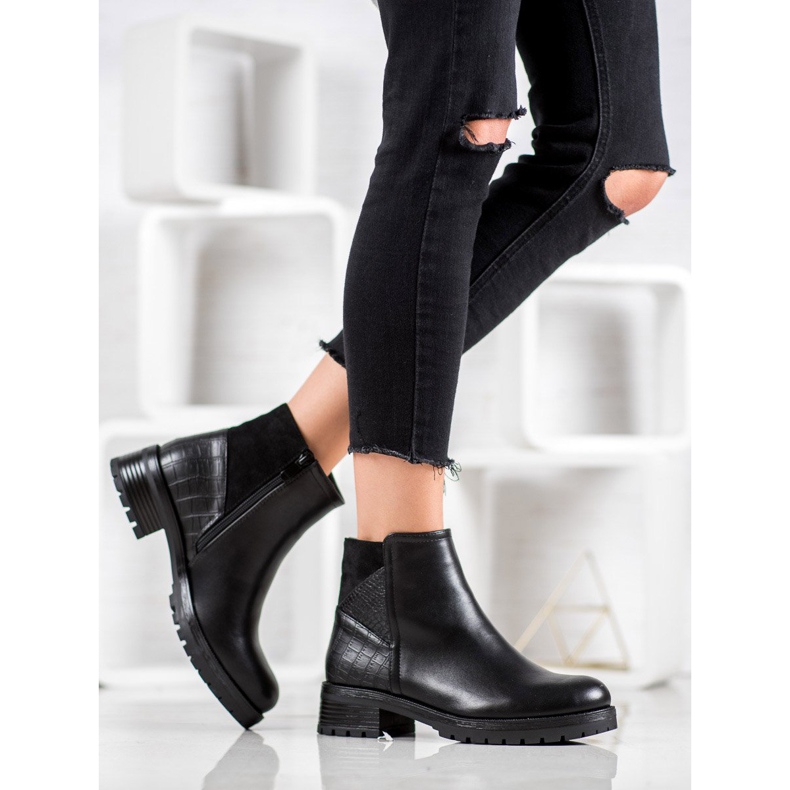 Bestelle Trabalhadores clássicos na plataforma preto 1