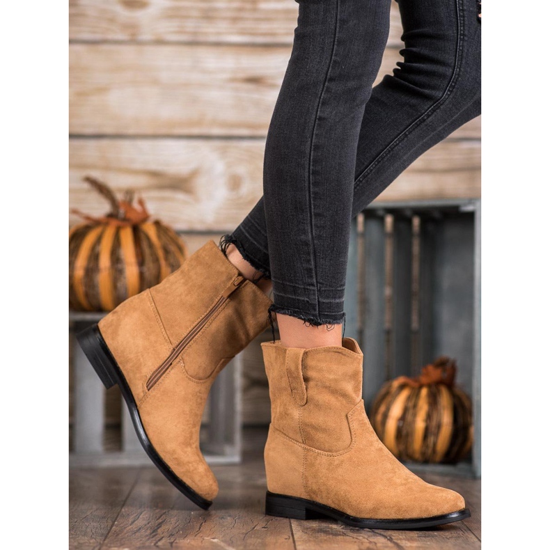 Ideal Shoes Botas de cowboy quentes em cunha marrom 1