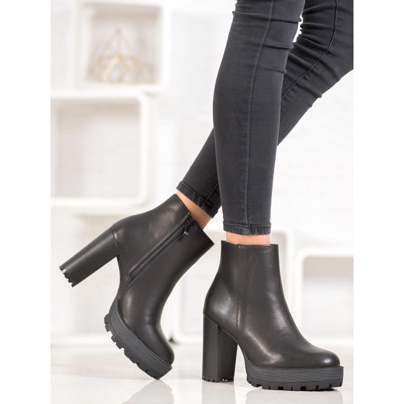 Small Swan Botas pretas na plataforma preto 1