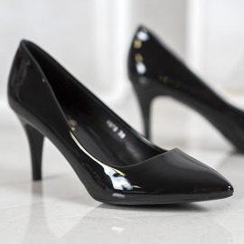 Small Swan Alfinetes envernizados em Spitz preto 1