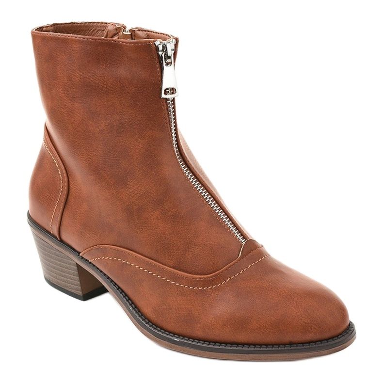 Botas marrons isoladas no poste AB1047 castanho 1