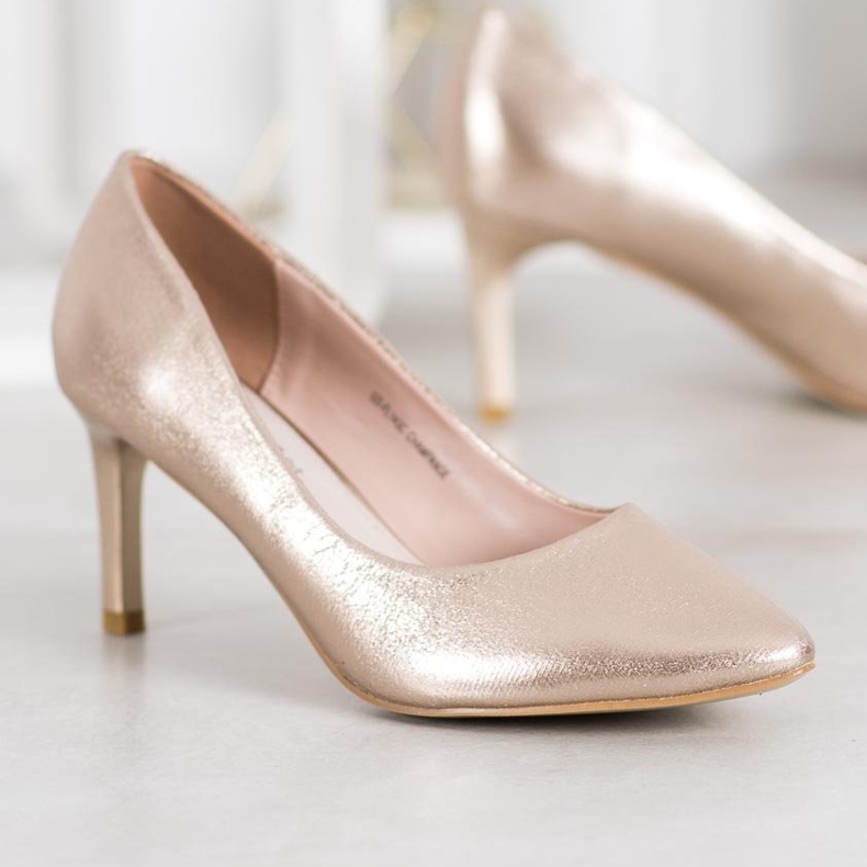 Goodin Saltos dourados 1