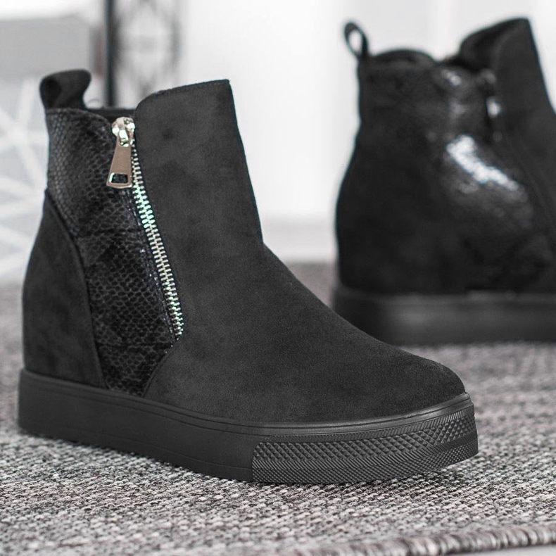 Bestelle Botas com padrão de cobra preto 1