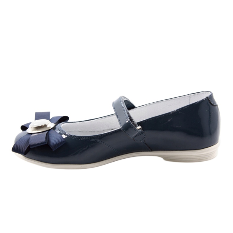Ballerinas de couro feminino com um arco 45418 Bartek azul marinho 2