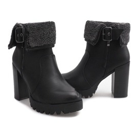 Botins com isolamento A89619 Preto 1