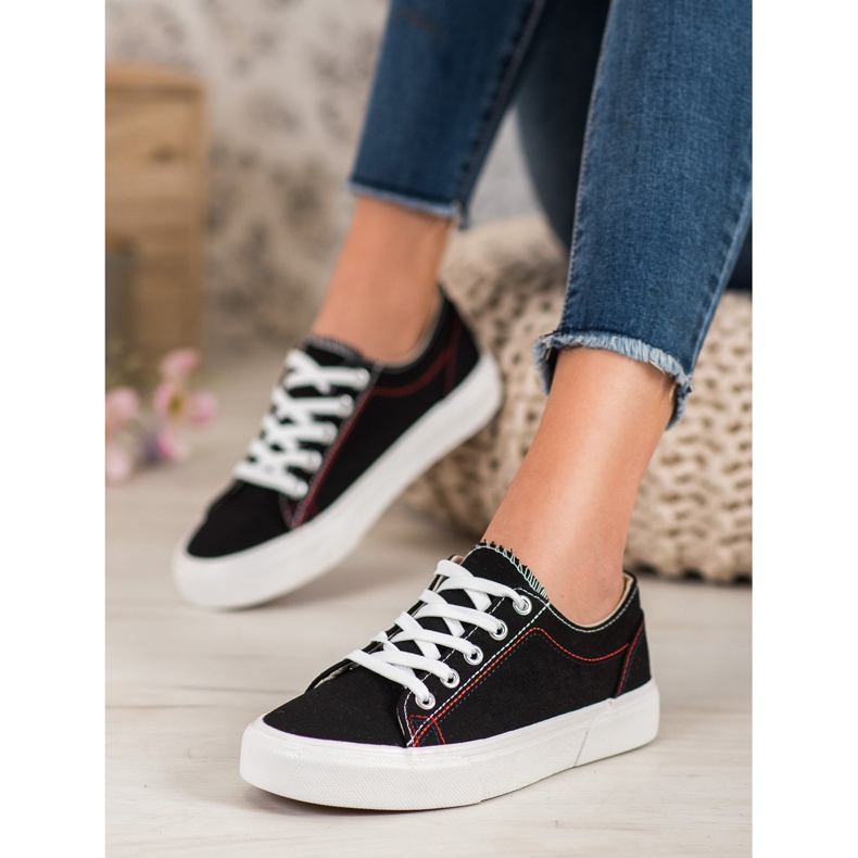 Kylie Tênis preto 2