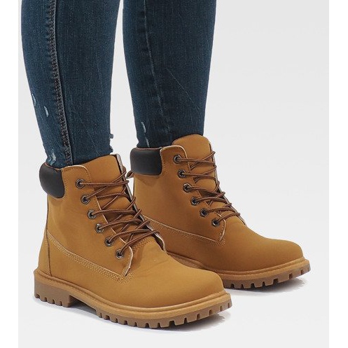 B788 Caçadores de madeira amarelos 1