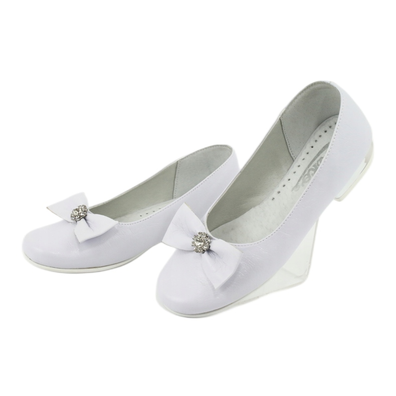 Ballerinas de meninas Miko White Miko 800 com um arco branco 3