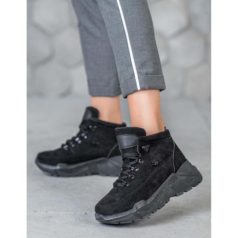 Queentina Tênis camurça preto 1