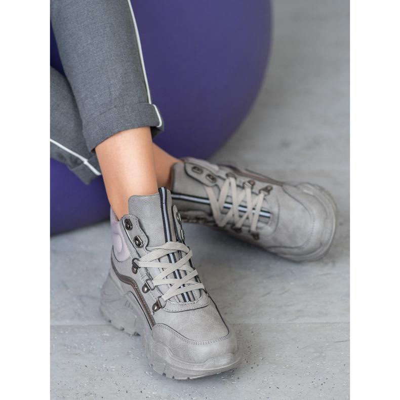 Queentina Tênis Quentes cinza 1