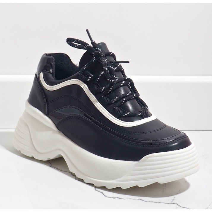 Tênis esportivos preto de couro ecológico 7918-Y 1