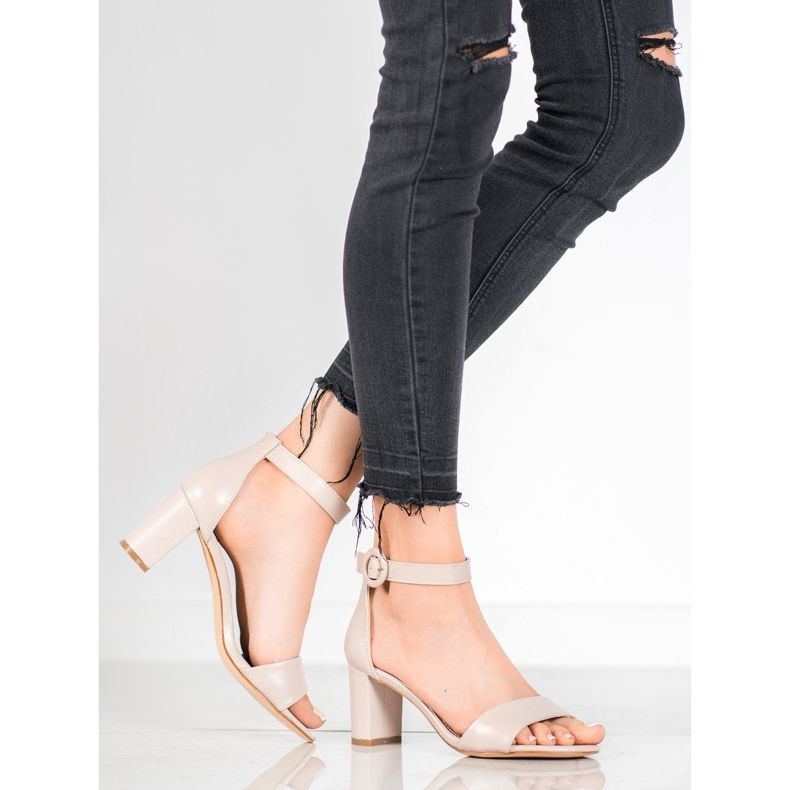 Evento Sandálias clássicas de salto alto bege 1