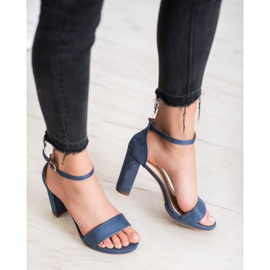 Goodin Sandálias de camurça em um bar azul 2 Goodin Sandálias de camurça em um bar azul 2