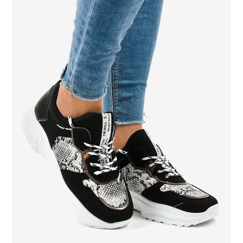 Tênis preto estilo cobra YL-8 2