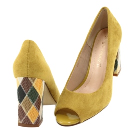 Bombas de camurça Sergio Leone PB135 amarelo 4
