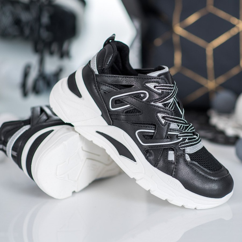 Small Swan Tênis confortáveis ​​de couro ecológico preto 2