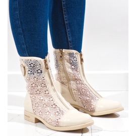 Botas rasas bege com aberturas X362 1