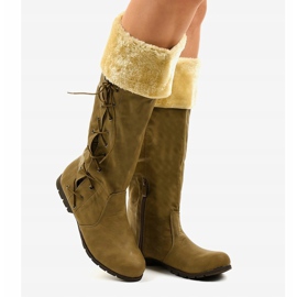 Botas rasas marrons isoladas AF1151 marrom 2