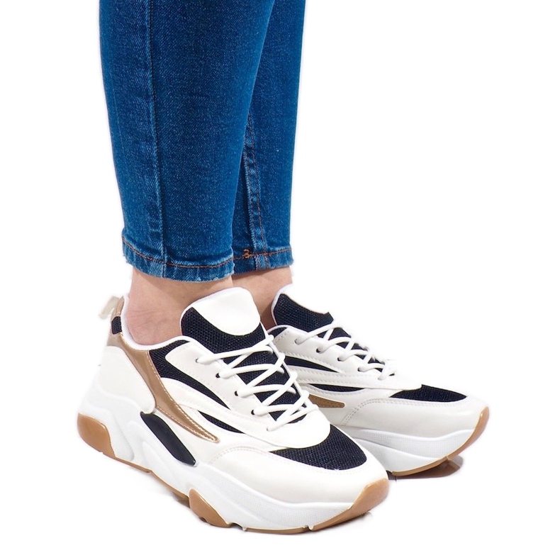 Tênis esportivos brancos SX001-90 preto 1